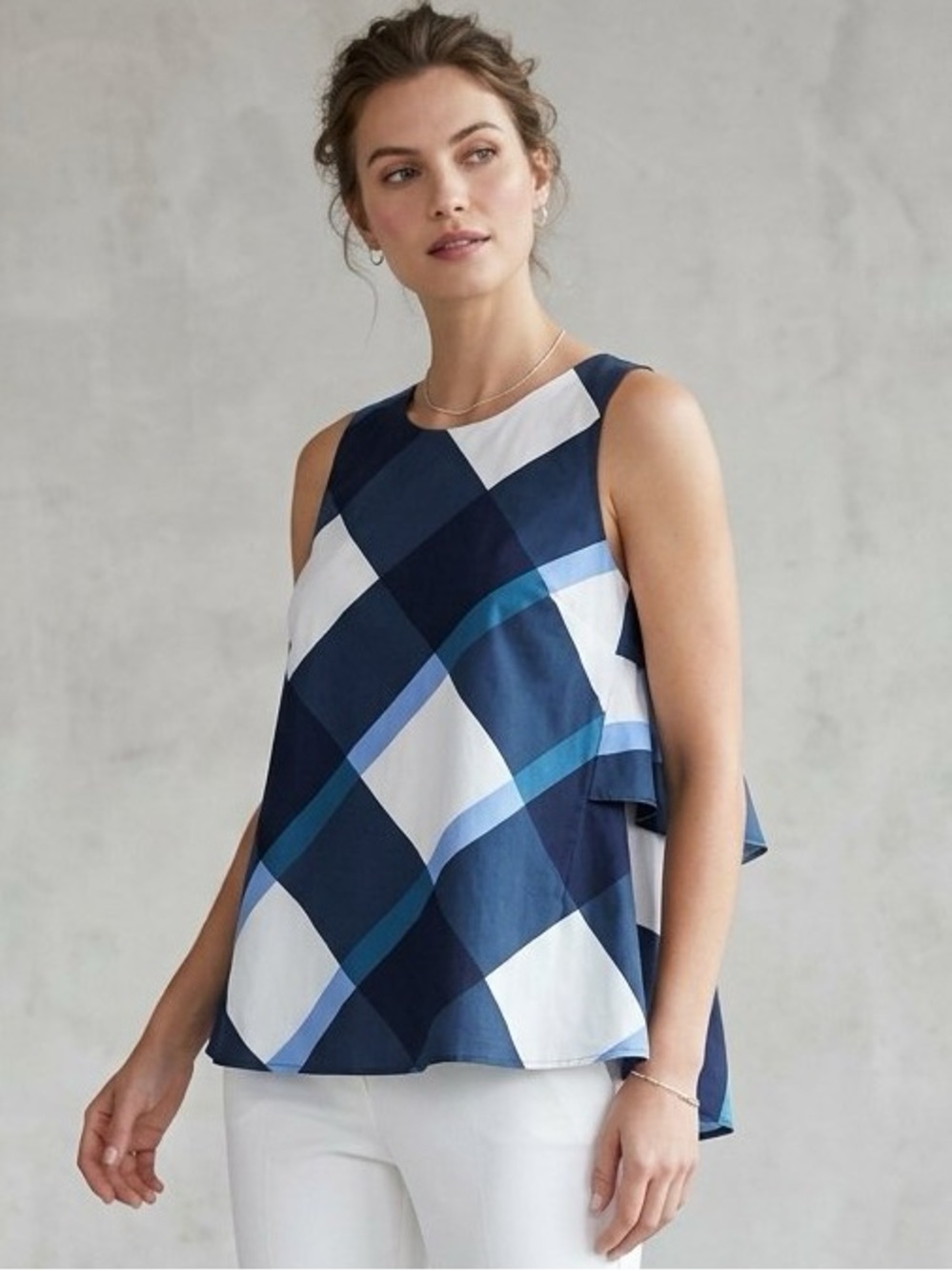 Ann Taylor • Navy White Patterned Linen Tank Top